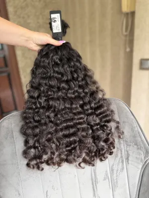 Curly natural hair, 22.5" (57 cm), 216 g — #UU133
