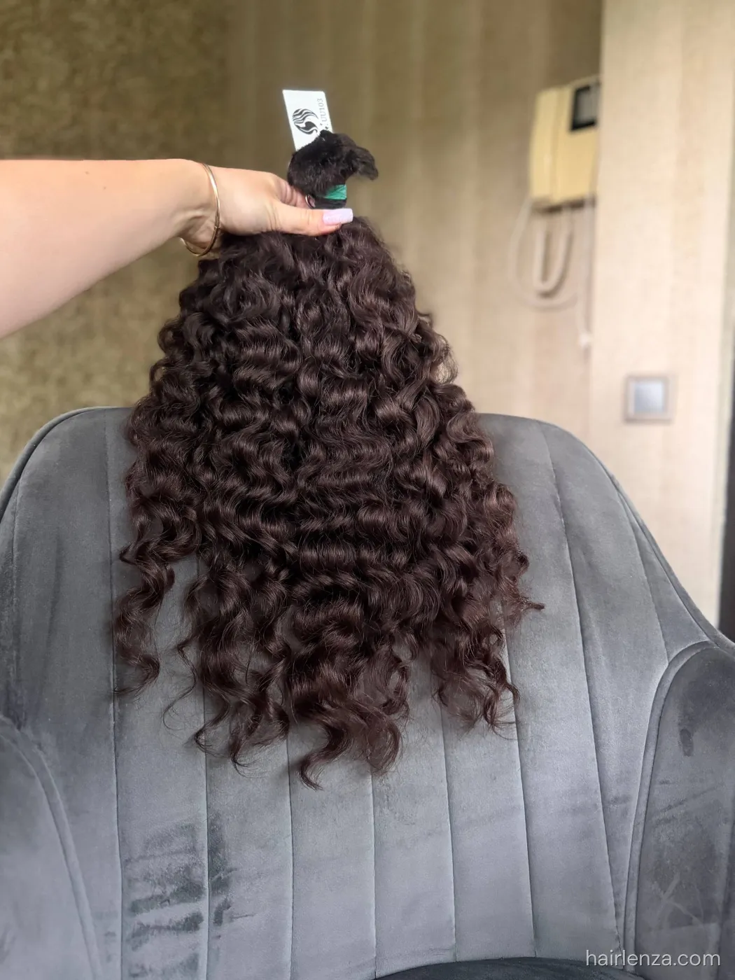 Curly natural hair, 19.5" (50 cm), 163 g — #UU103