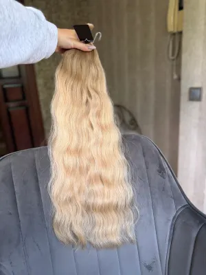 Wavy natural hair, 25" (64 cm), 103 g — #DK29
