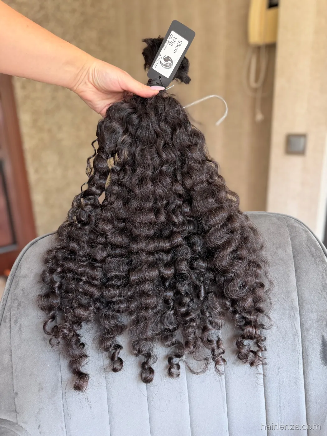 Curly natural hair, 21" (53 cm), 171 g — #UU140