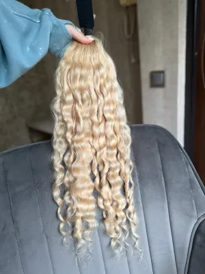 Curly natural hair, 24" (61 cm), 127 g — #LO235