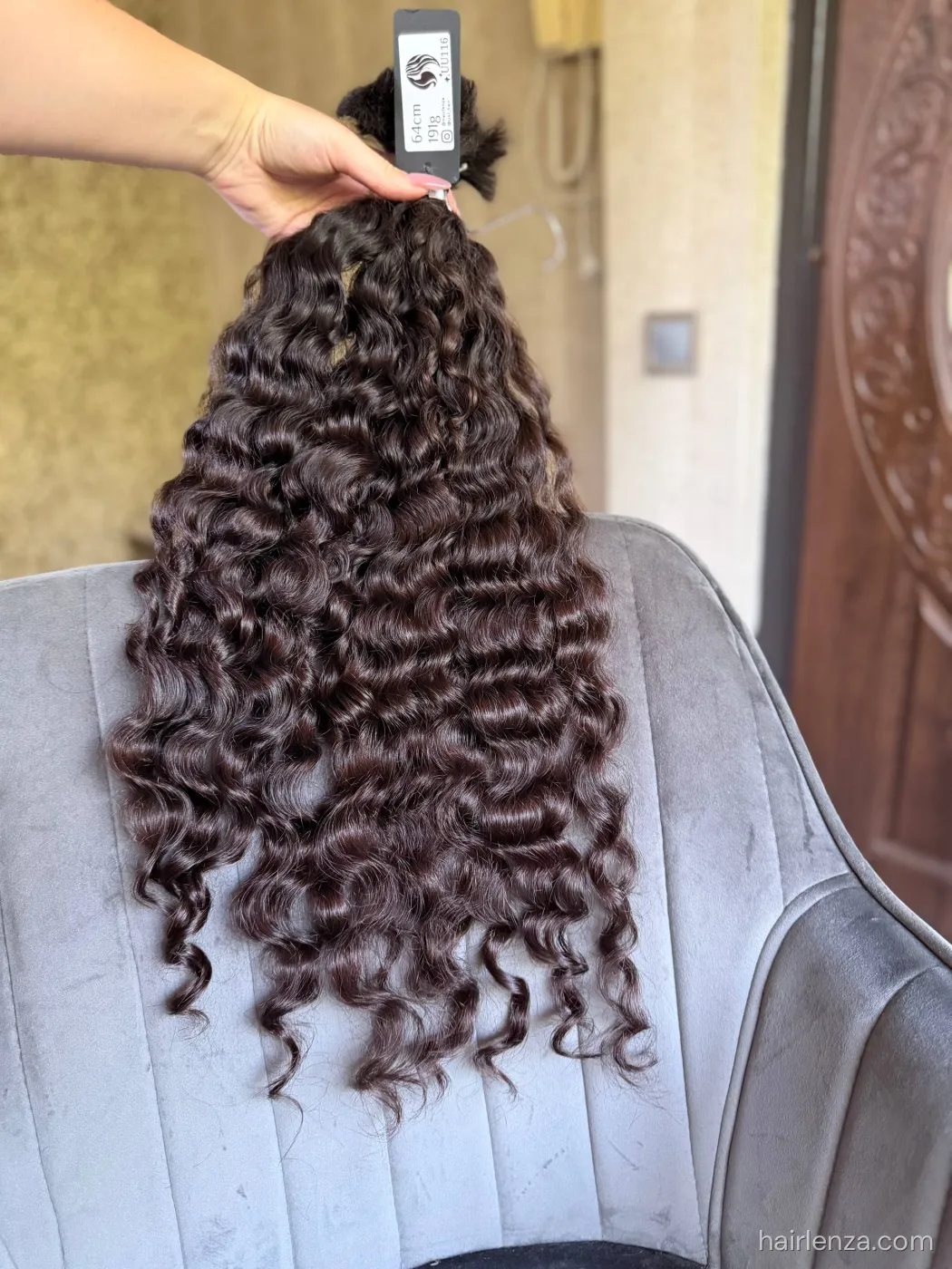 Curly natural hair, 25" (64 cm), 191 g — #UU116