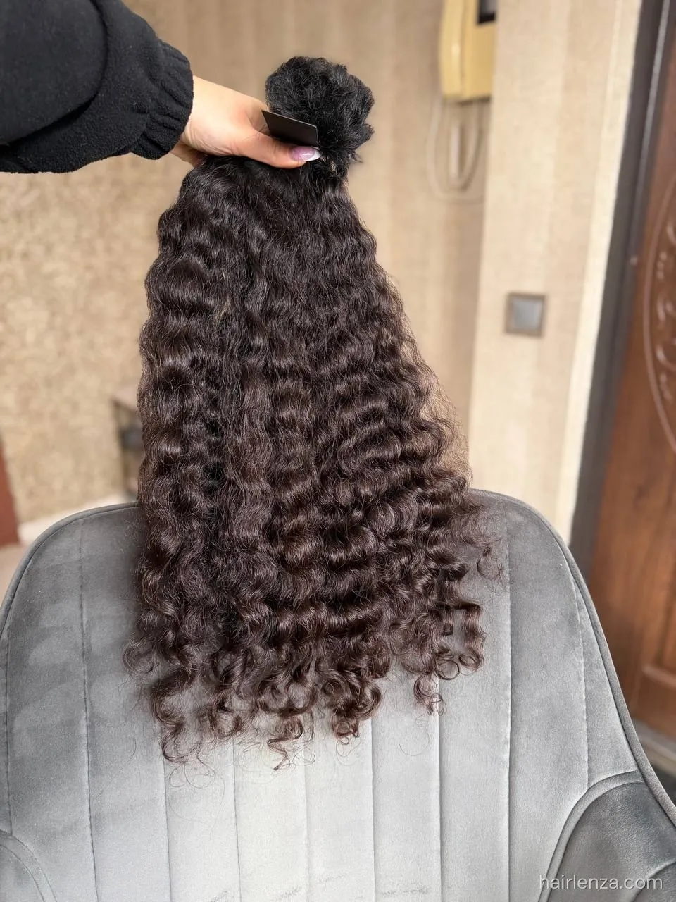 Curly natural hair, 22.5" (57 cm), 156 g — #TY5