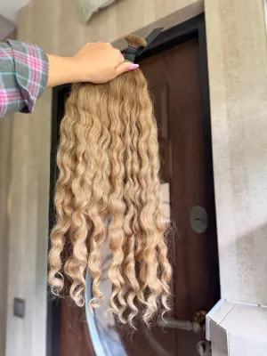 Curly natural hair, 24.5" (62 cm), 148 g — #LO174