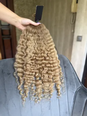 Curly natural hair, 21" (53 cm), 142 g — #LO140