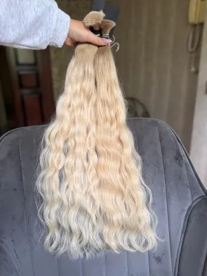 Wavy natural hair, 23.5" (60 cm), 176 g — #DK10
