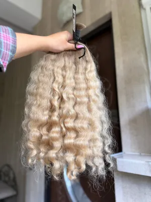 Curly natural hair, 21" (53 cm), 120 g — #LO210