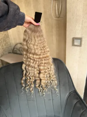 Curly natural hair, 22" (56 cm), 118 g — #LO118