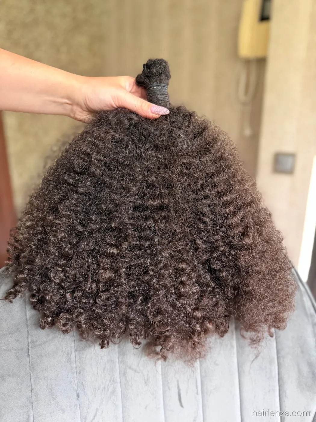 Curly natural hair, 15.5" (40 cm), 173 g — #UU141