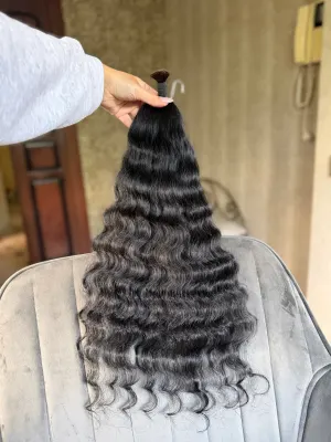 Curly natural hair, 23.5" (60 cm), 91 g — #DK70