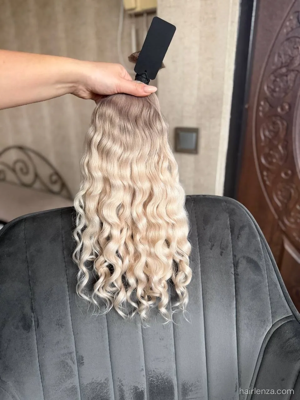 Curly natural hair, 19" (48 cm), 163 g — #LO116