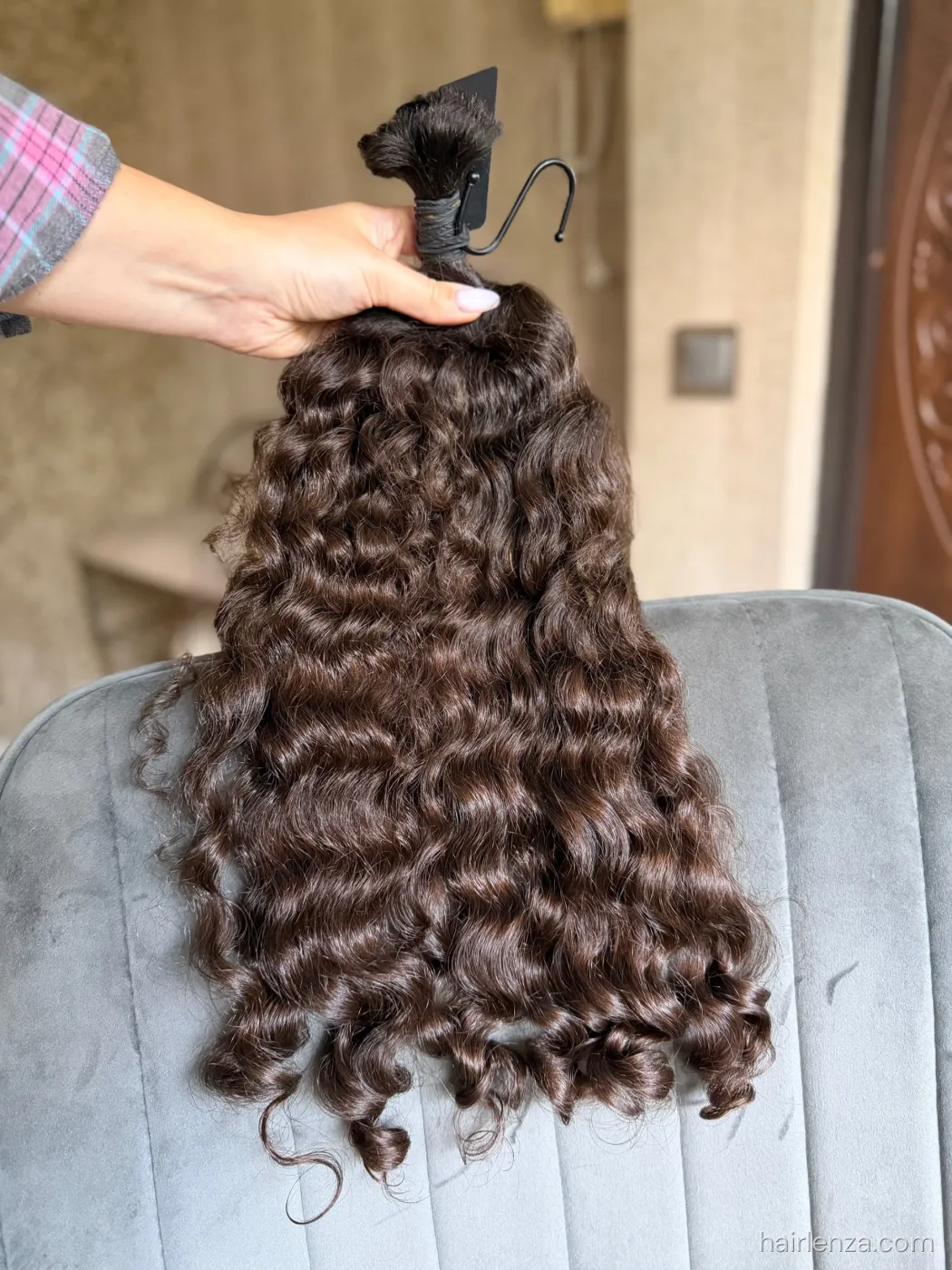Curly natural hair, 19.5" (50 cm), 126 g — #UU155