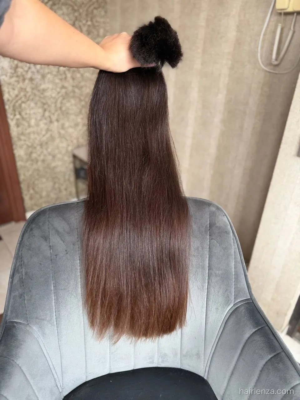 Straight natural hair, 31.5" (80 cm), 272 g — #AA7026