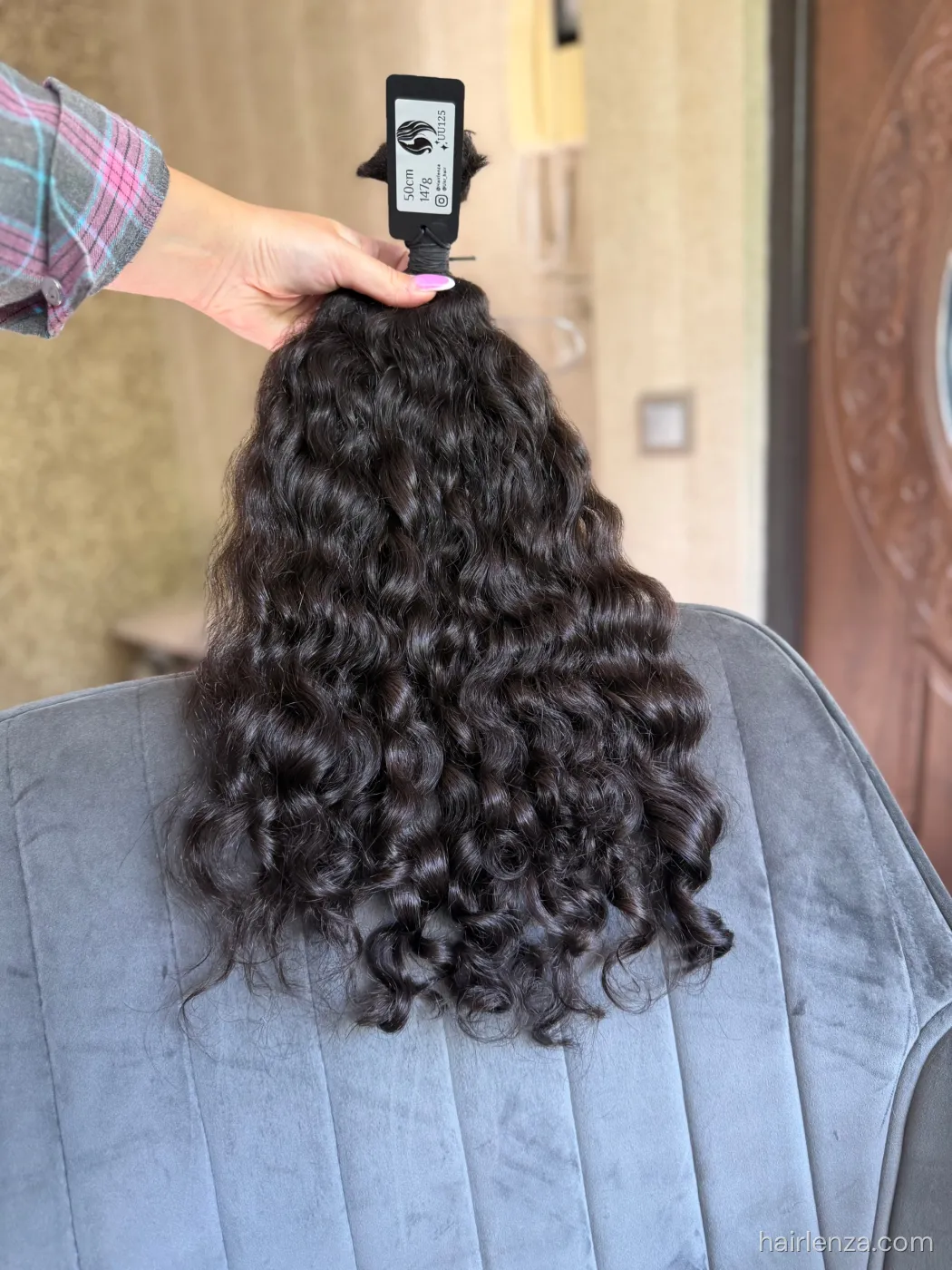 Curly natural hair, 19.5" (50 cm), 147 g — #UU125