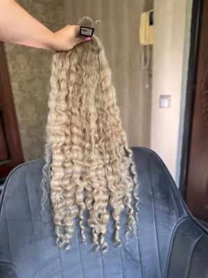 Curly natural hair, 29.5" (75 cm), 183 g — #LO198