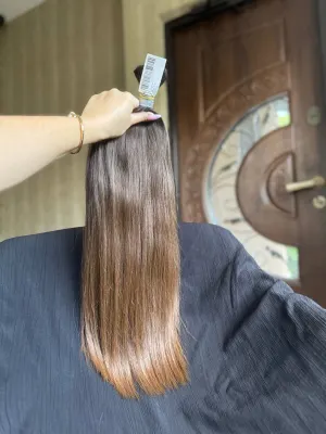 Straight natural hair, 22.5" (57 cm), 178 g — #AA4661